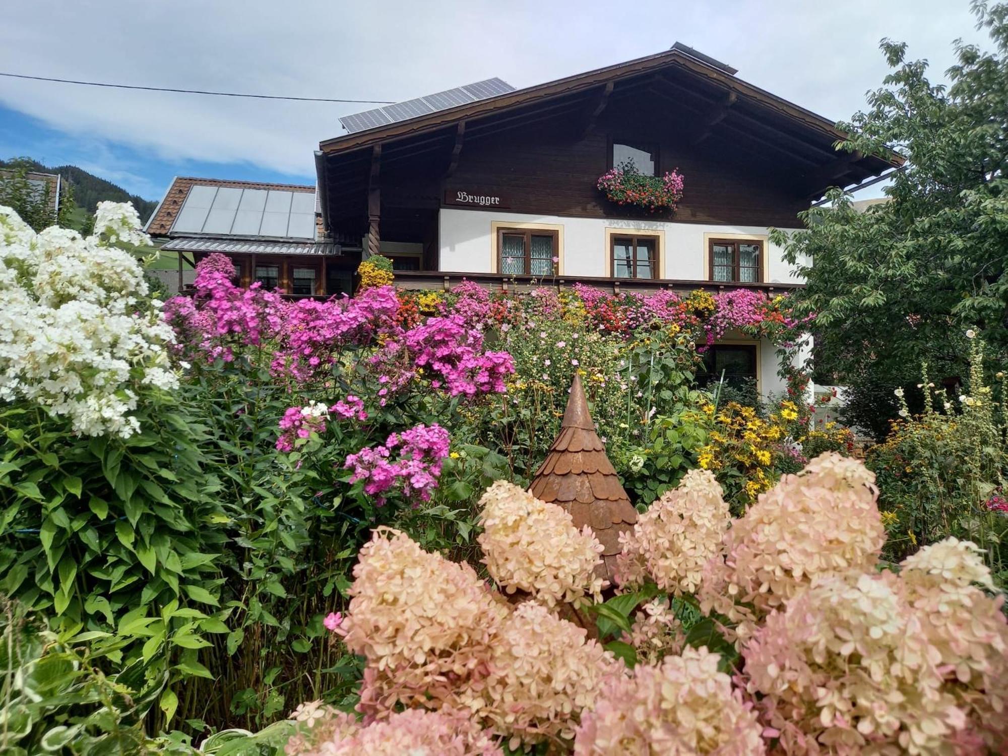 Haus Brugger Apartman Rennweg am Katschberg Kültér fotó